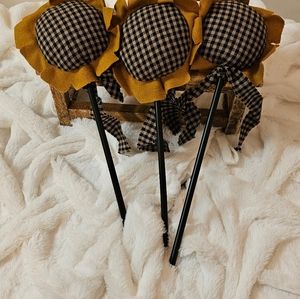 Primitive/Rustic/Country Sunflower Pokes/Picks